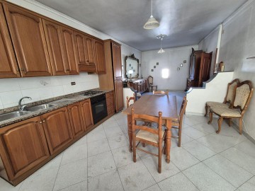 Na sprzedaż część kamienicy Carini Sycylia