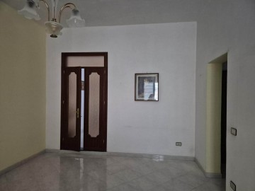 Na sprzedaż część kamienicy Carini Sycylia