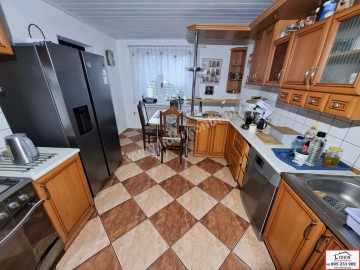 Przestronny dom 150 m&sup2; na dużej działce 37 ar &ndash; Żychlin