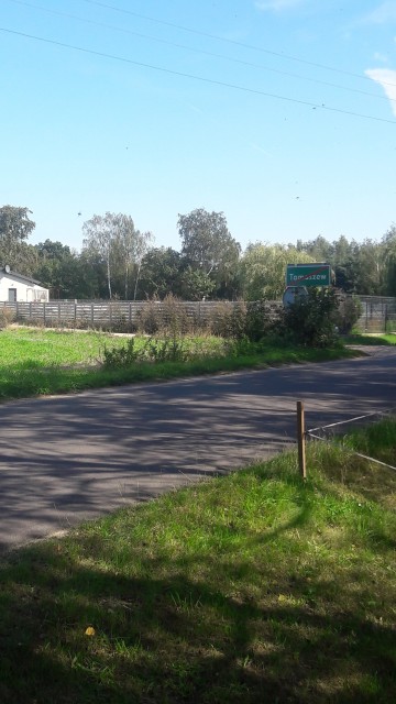 Sprzedam działkę budowl. w - TOMASZEW - gm. St. Miasto