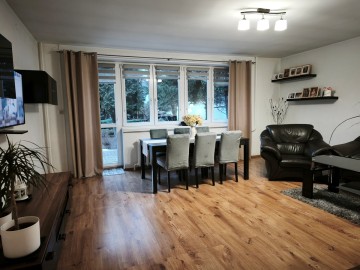 Na sprzedaż dom z dużym garażem