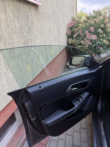 Sprzedam Mercedesa CLA 180