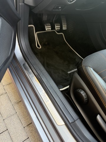 Sprzedam Mercedesa CLA 180