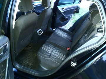 Sprzedam Golfa 7 2015r 1.6 tdi 110KM