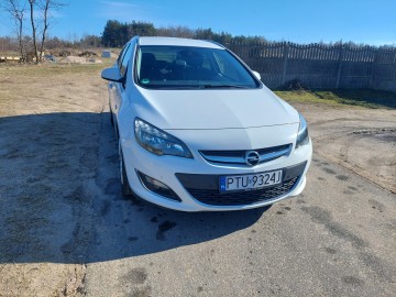 Opel Astra J lift  klimatronik navi nagłośnienie INFINITY  p