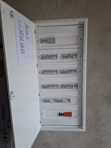 ELEKTROINSTALACJE Adam Prus