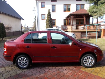 SKODA FABIA 1,2 benz. 2007 r. 4 drzwi KLIMATYZACJA zarejest.