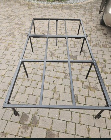 Ł&oacute;żko do busa / stelaż metalowy / zabudowa kampervan