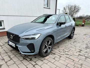 Volvo XC60 R-design 2022 rok, 2.0 diesel + 4x4
