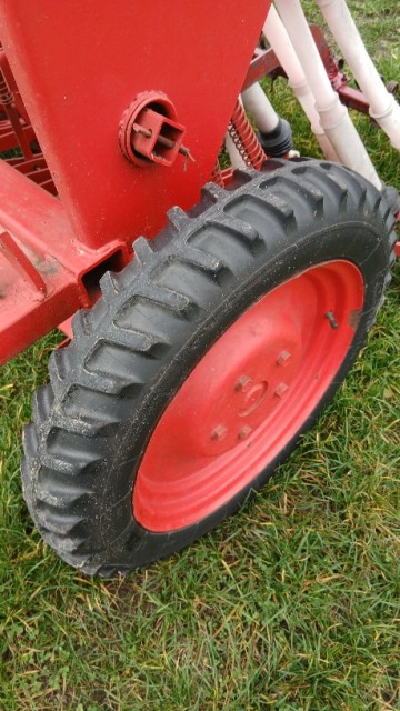 Siewnik Poznaniak 3m 1989r Docisk, Duża Skrzynia Zasypowa