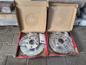 Tarcze hamulcowe passat B5 1.9TD 99r