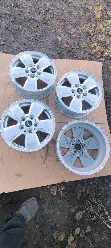 Oryginalne felgi aluminiowe MINI 16&rdquo; 4x100 &ndash; 6.5Jx16H2 ET46