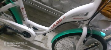 Sprzedam rowerek praktycznie NOWY