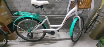 Sprzedam rowerek praktycznie NOWY