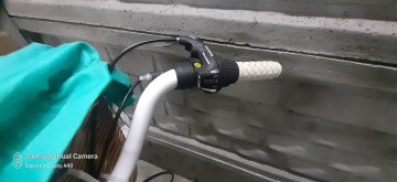 Sprzedam rowerek praktycznie NOWY