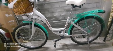 Sprzedam rowerek praktycznie NOWY