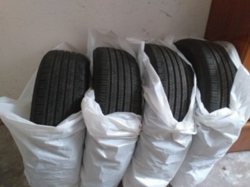 sprzedam letnie opony 225/55 R19