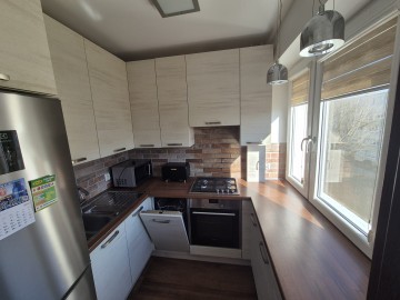 Sprzedam mieszkanie w znakomitym punkcie komunikacyjnym