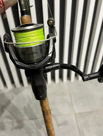 Wędka Mikado X-Plode 350 do 120 + kołowrotek Okuma AK 5000