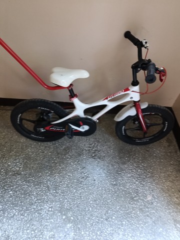 Sprzedam śliczny rower dla dziecka 16 cali