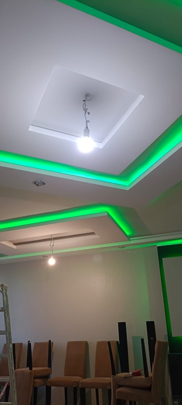 Montaż  sufit&oacute;w podwieszanych i typu Armstrong