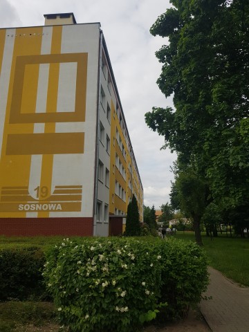 Sprzedam  mieszkanie 48 m2 - SOSNOWA -  Konin- parter