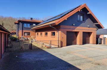 Sprzedam przestronny dom, 6 sypialni, energooszczędny, przy  ...