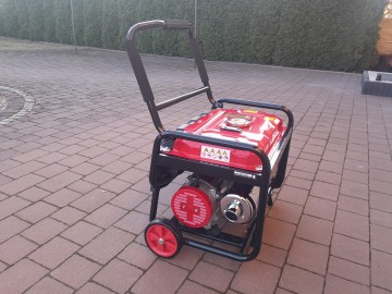 Agregat prądotwórczy trójfazowy 3-faz 3,5kW na kołach. Nowy