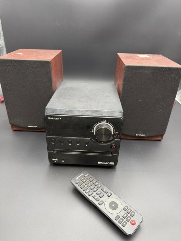 Wieża Sharp XL B512 Stan: dobry, używany, sprawny. Data zak