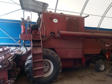 SPRZEDAM KOMBAJN BIZON Z056 SUPER .