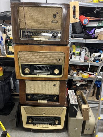 Sprzedam stare radia i gramofony