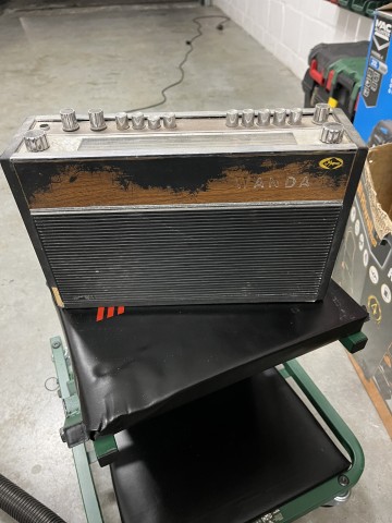 Sprzedam stare radia i gramofony