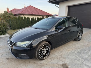 Seat Leon 1.5 BENZYNA Klimatronik Nawigacja Ledy Kamera