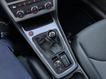 Seat Leon 1.5 BENZYNA Klimatronik Nawigacja Ledy Kamera