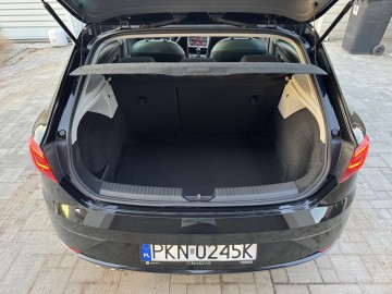 Seat Leon 1.5 BENZYNA Klimatronik Nawigacja Ledy Kamera