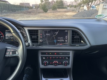 Seat Leon 1.5 BENZYNA Klimatronik Nawigacja Ledy Kamera
