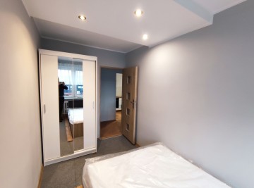 Mieszkanie dwupokojowe w bardzo dobrym standardzie, os. III