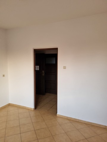 Wynajmę lokal na biuro.