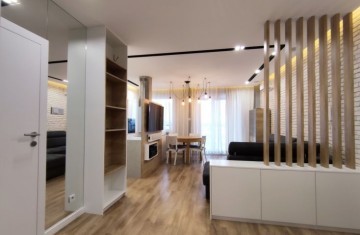 Ekskluzywne, umeblowane i wyposażone mieszkanie z balkonem