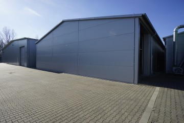 Nowoczesna hala do wynajęcia lub sprzedaży - Goranin.