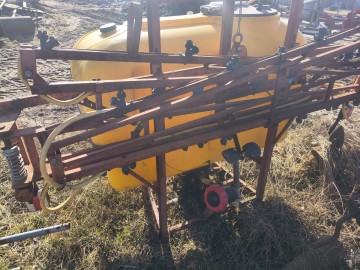 Opryskiwacz 600l agregat 2.7m