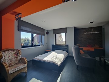 Sprzedam przestronny dom, energooszczędny, przy lesie