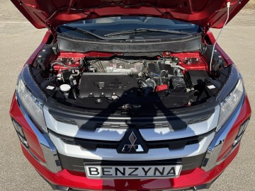 Mitsubishi ASX 2.0 BENZYNA Klimatronik Nawigacja Kamera LEDY