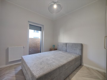 Do wynajęcia 2 pokoje w wysokim standardzie, na parterze