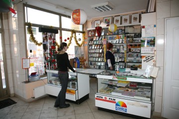 Sprzedam lub wynajmę ładny lokal dobry punkt w Koninie