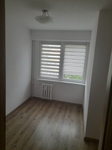 Wynajmę mieszkanie przy ul. 11 listopada 21 na II piętrze