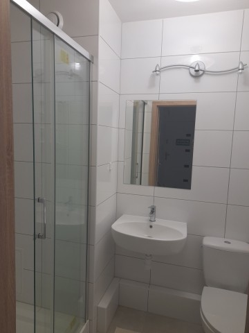 Wynajmę mieszkanie przy ul. 11 listopada 21 na II piętrze