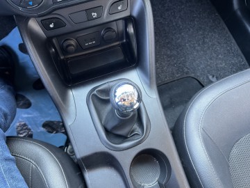 Hyundai ix35 1.6 BENZYNA Klimatronik Nawigacja Ledy Kamera