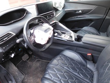 Sprzedam Peugeot 5008 1.5 HDI - 7 miejsc- uszkodzony