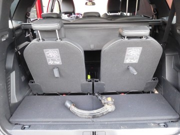 Sprzedam Peugeot 5008 1.5 HDI - 7 miejsc- uszkodzony